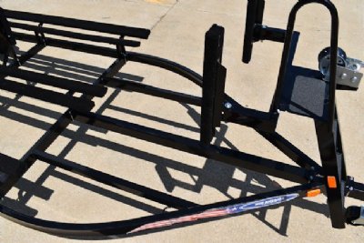 float on boat trailer